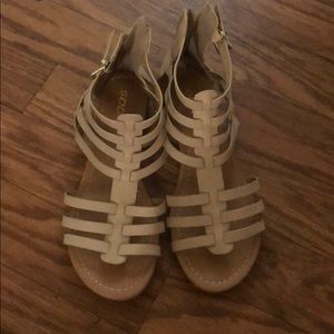 Soda brand size 9 shoes